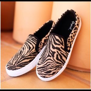 Tan & Black Tiger Stripe Sneakers
